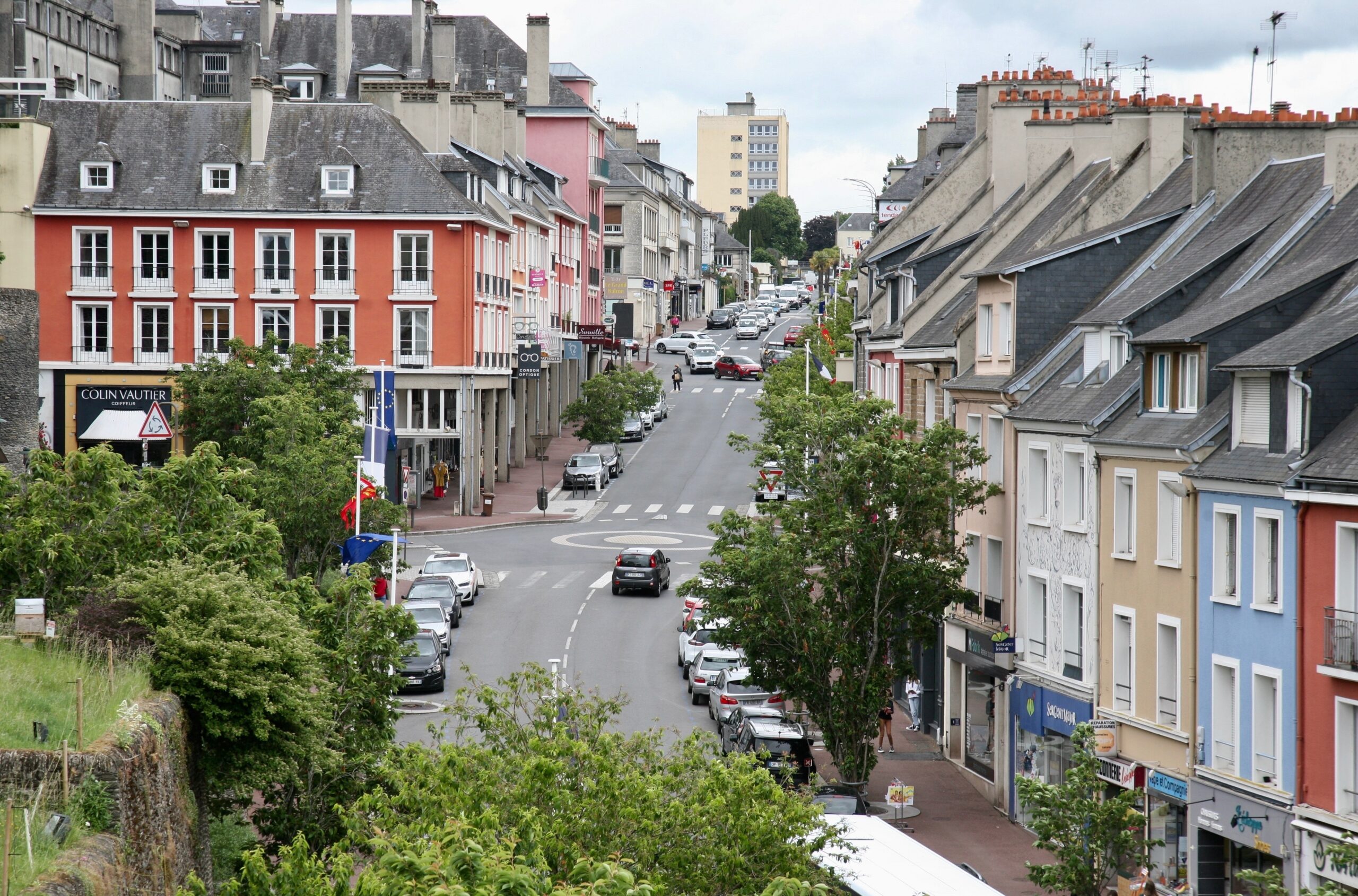 découvrez la maison de santé de saint-lô, un établissement dédié à votre bien-être et à votre santé. bénéficiez d'un accès à des soins diversifiés, d'une équipe médicale qualifiée et d'infrastructures modernes pour vous accompagner au quotidien.