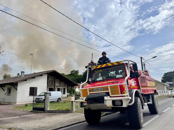 un incendie s'est déclaré dans une maison à temple-sur-lot, suscitant l'inquiétude des habitants. découvrez les détails de cet événement tragique, les efforts des pompiers et les impacts sur la communauté locale.