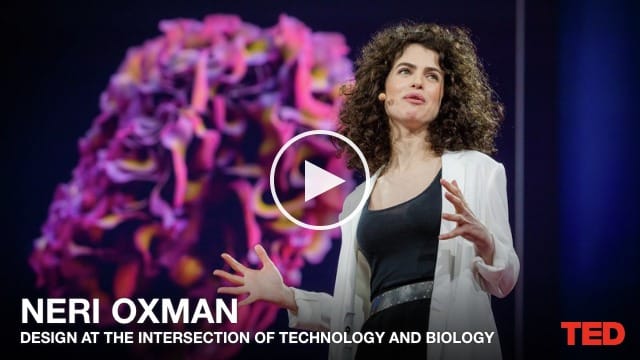 découvrez l'univers fascinant de neri oxman, où la biologie rencontre la technologie. explorez ses innovations qui allient design, science et nature pour transformer notre perception du progrès et de l'environnement.