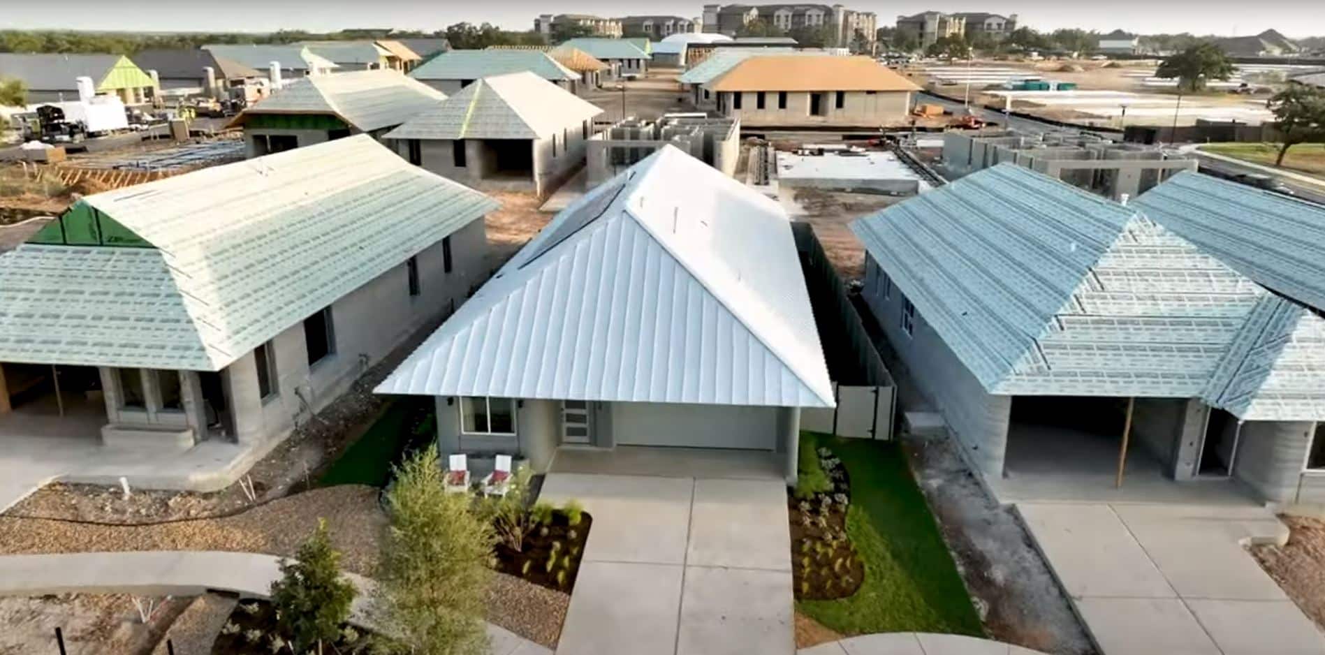 discover how 3D houses can provide innovative and sustainable solutions to combat homelessness. explore this groundbreaking initiative that transforms the lives of homeless individuals through accessible and environmentally friendly architecture.