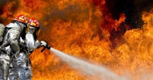 découvrez les meilleures pratiques de sécurité incendie pour protéger votre maison et vos proches. apprenez à prévenir les incendies, à utiliser des équipements de sécurité et à élaborer un plan d'évacuation efficace.