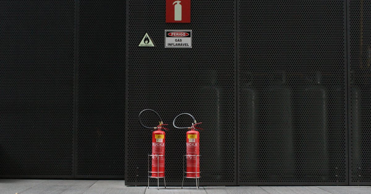 discover our essential tips on fire safety, including tricks to prevent risks, evacuation procedures, and information on protective equipment, to ensure the safety of your home or business.